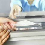 “Descubre el sueldo de un empleado bancario en agosto 2025”