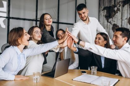 “Descubre el poder del liderazgo empático en el trabajo en equipo”