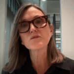 “Inversión institucional segura: Cathie Wood apuesta por Ethereum”