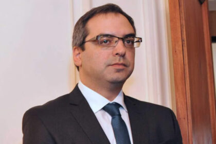 “Recusación de Milei al juez Kreplak por vínculos kirchneristas en muertes por fentanilo”