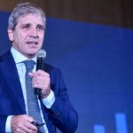 “¡Licitación de urgencia para absorber pesos y estabilizar el dólar!”