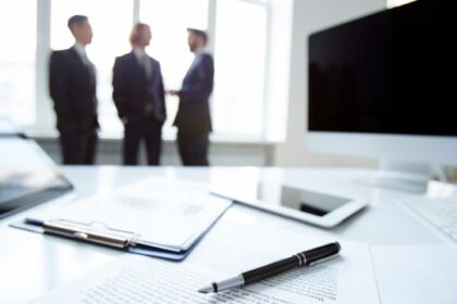 “De junior a gerente: evolución salarial de abogados corporativos en Argentina”