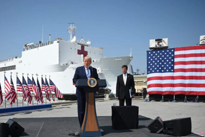 “Trump despliega submarino nuclear en el Caribe: ¿Qué se esconde detrás?”