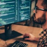 “¡Descubre más de 200 empleos en tecnología y becas disponibles esta semana!”