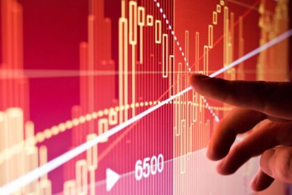 “Caída del S&P Merval y bonos en dólares: Tensión cambiaria en aumento”