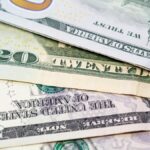 “¡Dólar oficial cae $55 y rompe los $1.500 en bancos! Anuncio sobre retenciones y apoyo de EEUU”