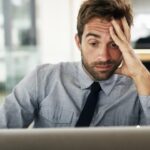 “¿Tu sueldo no alcanza? Descubre por qué a la mayoría solo le dura 2 semanas”