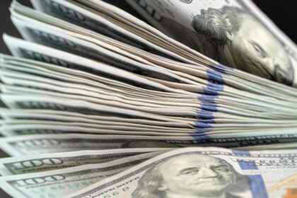 “Descenso del 40% en compra de dólar ahorro en agosto”