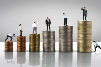 “Comparativa salarial: sueldos directores y gerentes por empresa 09/2025”