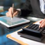 “Actualización salarial 2025: moderación en aumentos para personal fuera de convenio”