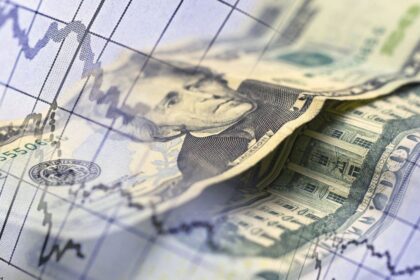 “Despliegue de artillería: ¿Qué margen le queda al Gobierno con el dólar?”