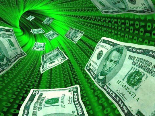 A cuánto cotiza el dólar cripto a la espera del resultado de la votación.