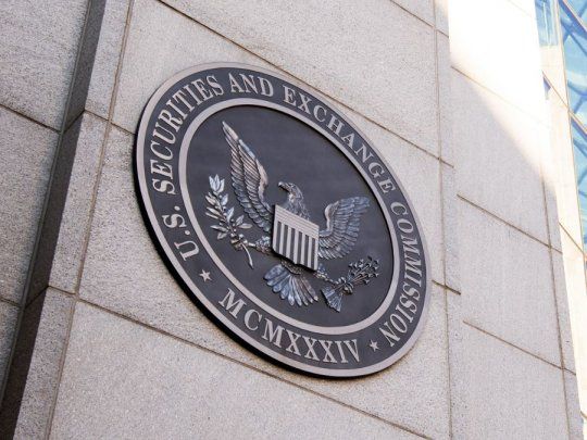 Según publicó The Wall Street Journal, los reguladores ya se comunicaron con algunas de las más de 200 firmas.