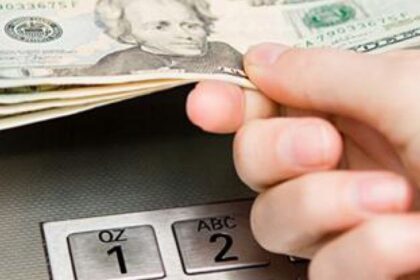 “Depósitos en dólares aumentan en septiembre: ¡Descubre por qué!”