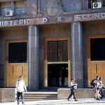 “EEUU impulsa economía: renovación de $4 billones en juego”