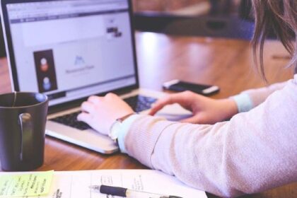 “¡Aprende gratis en Buenos Aires! Cursos para emprendedores: marketing, IA y más”