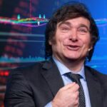 “Mercados en euforia: acciones al alza y dólar a la baja tras victoria de Javier Milei”