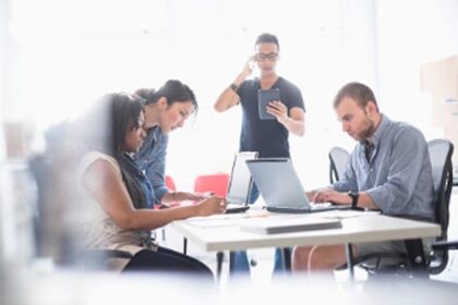 “Reforma laboral 2025: cambios en indemnización y horas extra”