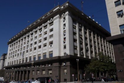 “Renovación de deuda: tasas más bajas y plazos extendidos”