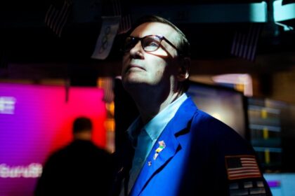 “Wall Street cae tras fin del shutdown y datos económicos demorados”