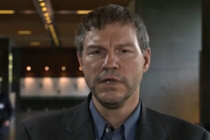 “Nick Szabo advierte: Bitcoin vulnerable a ataques gubernamentales”