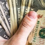 “Argentina regresa al mercado de deuda con caída del dólar”