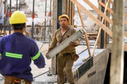 “Descubre los sueldos de albañiles y obreros en diciembre”