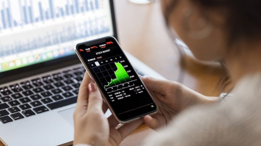 “Maximiza tu aguinaldo: plazos fijos, fondos comunes y dólares”